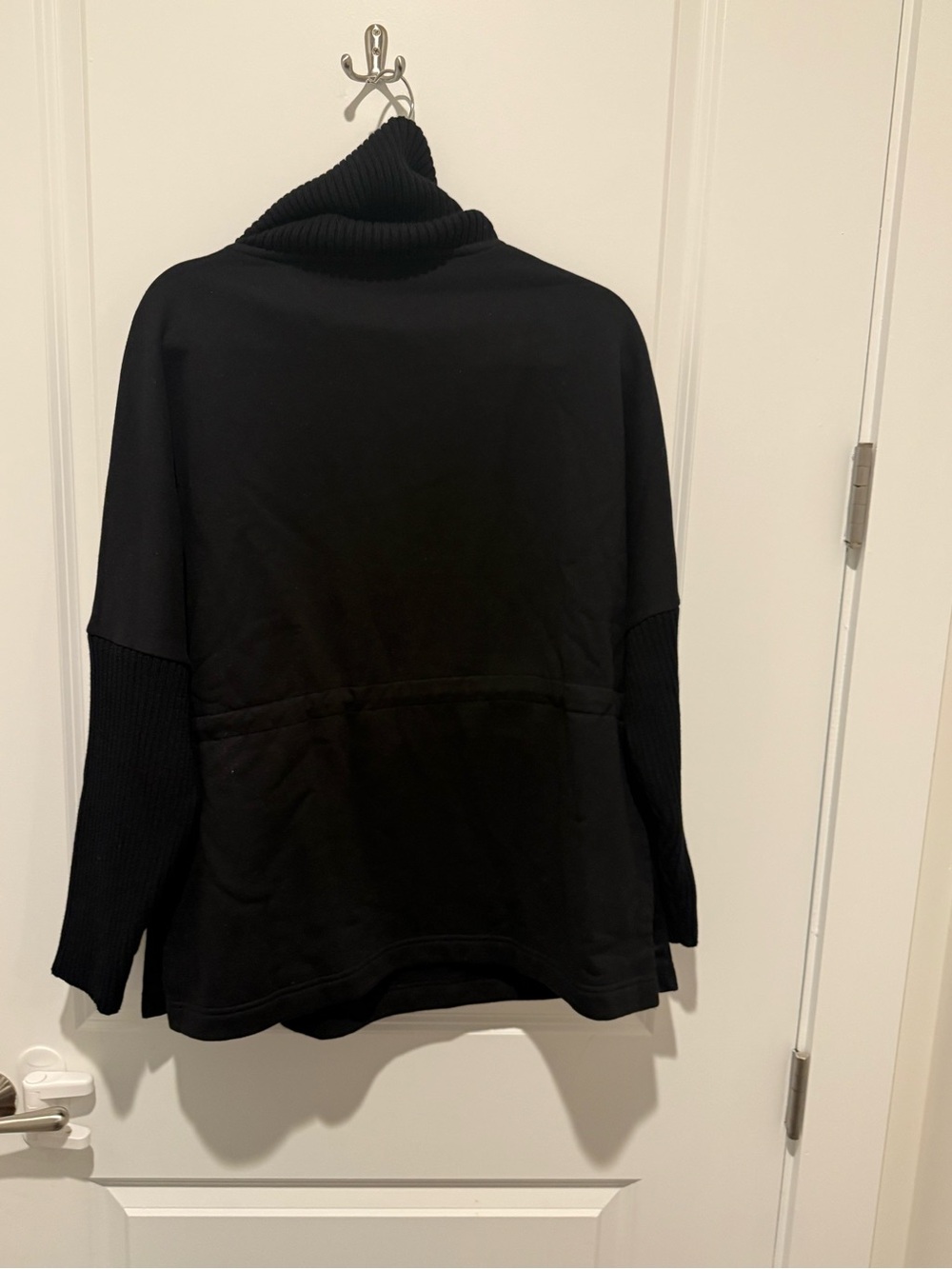 Varley Black Turtleneck Drawstring Pullover - Picture 7 of 8